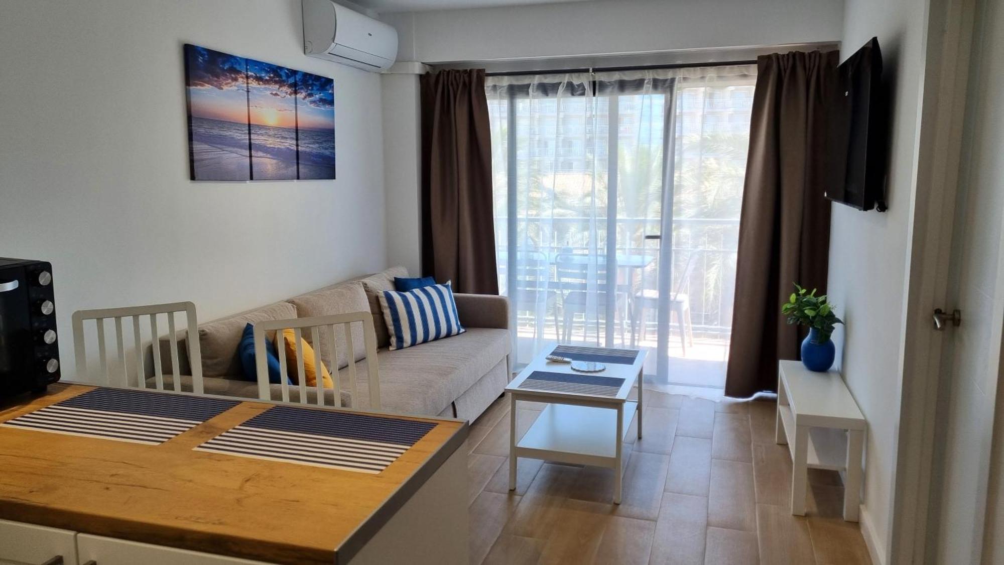 Apartment Maite Blue Beachfront *