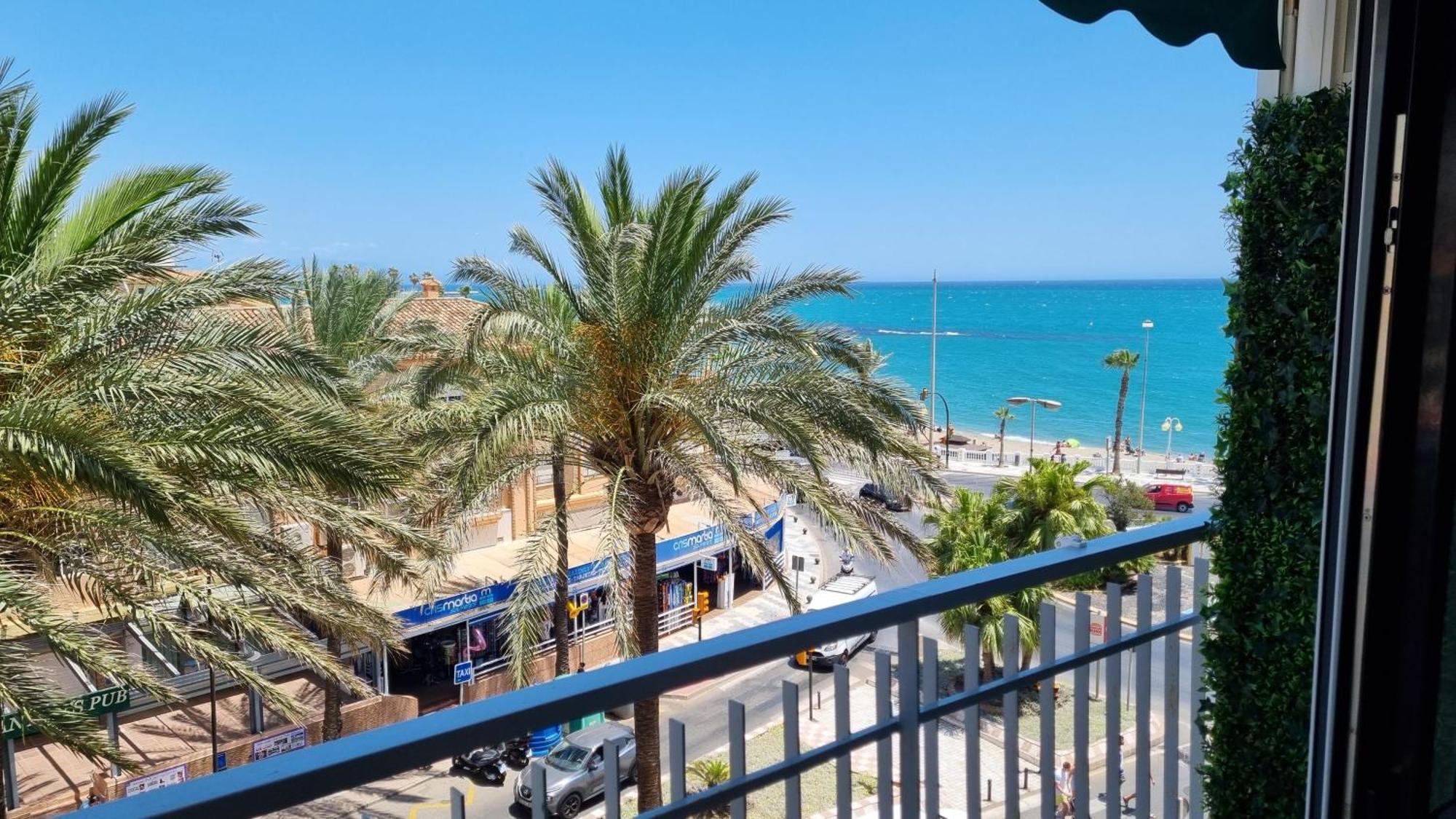 Apartment Maite Blue Beachfront *