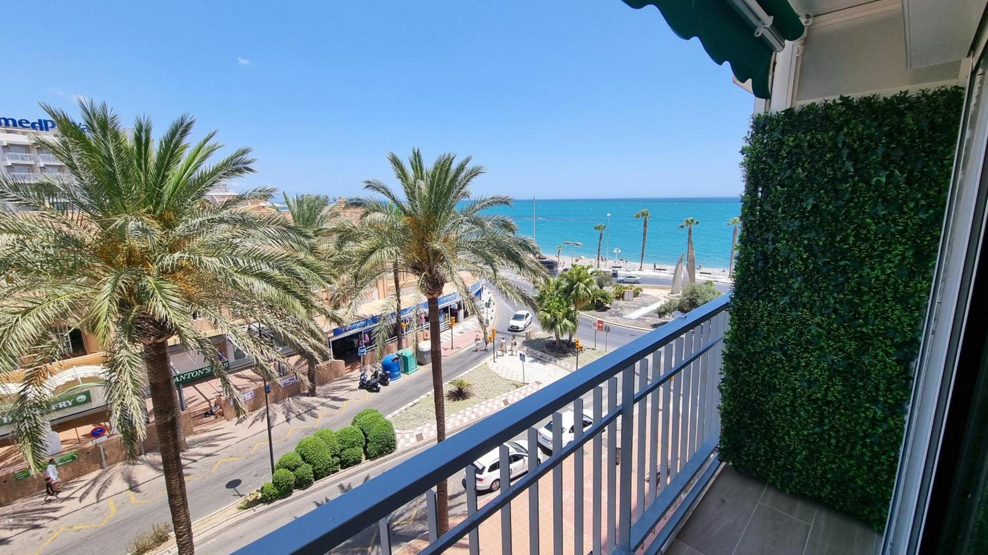 Maite Blue Beachfront Benalmadena
